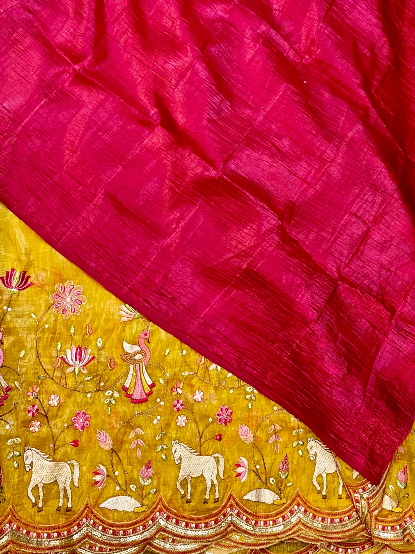 Kanakangi – Gold Crush Tissue Silk Saree with Hand-Embroidered Kalamkari Detailing