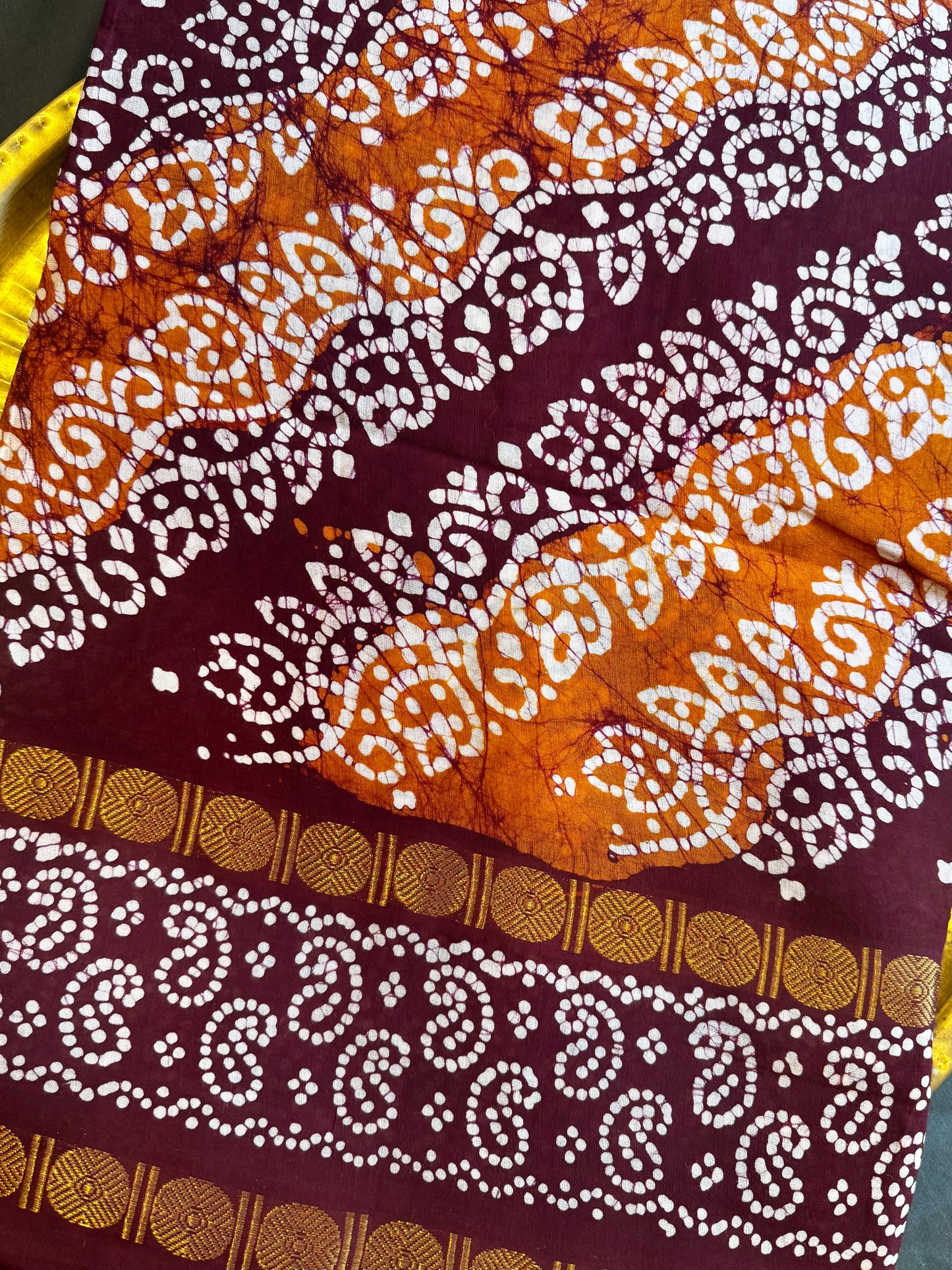 Rakta Lehar – Maroon Batik Cotton Saree with Resist-Dyed Patterns