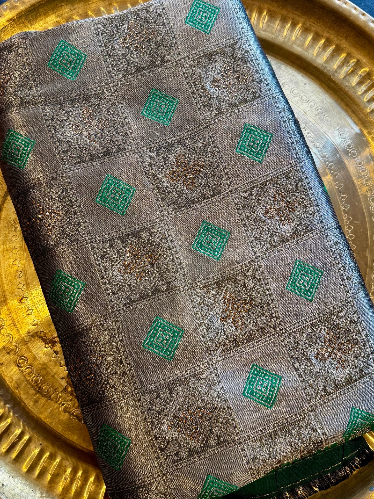 Neel Vana – Emerald Green Zari Woven Saree with Heritage Motifs