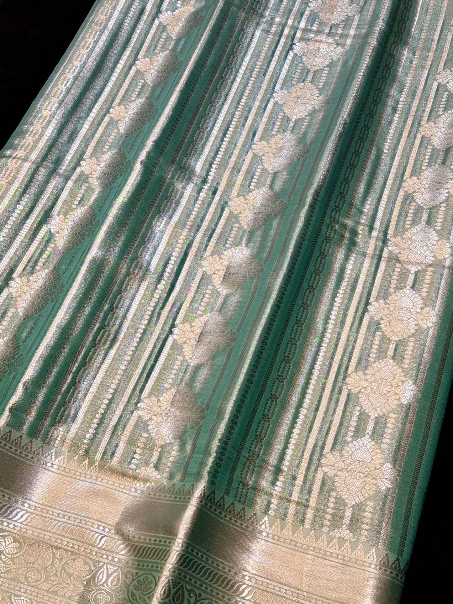 Varnika – Mint Silver Self-Woven Kanjeevaram Silk Saree with Traditional Motifs
