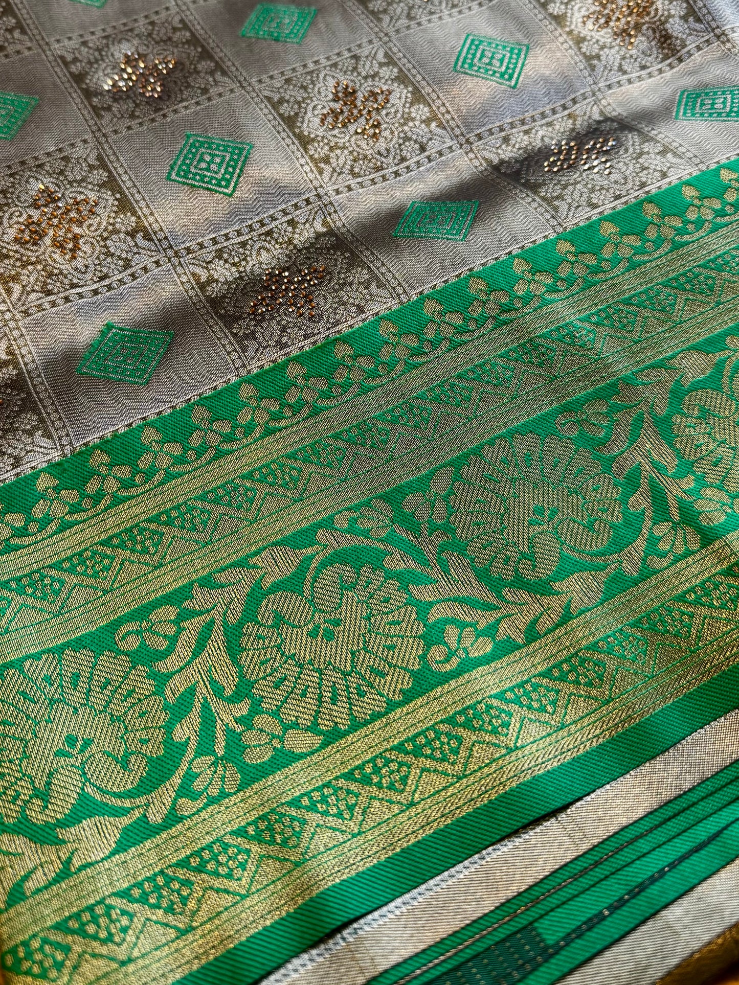Neel Vana – Emerald Green Zari Woven Saree with Heritage Motifs