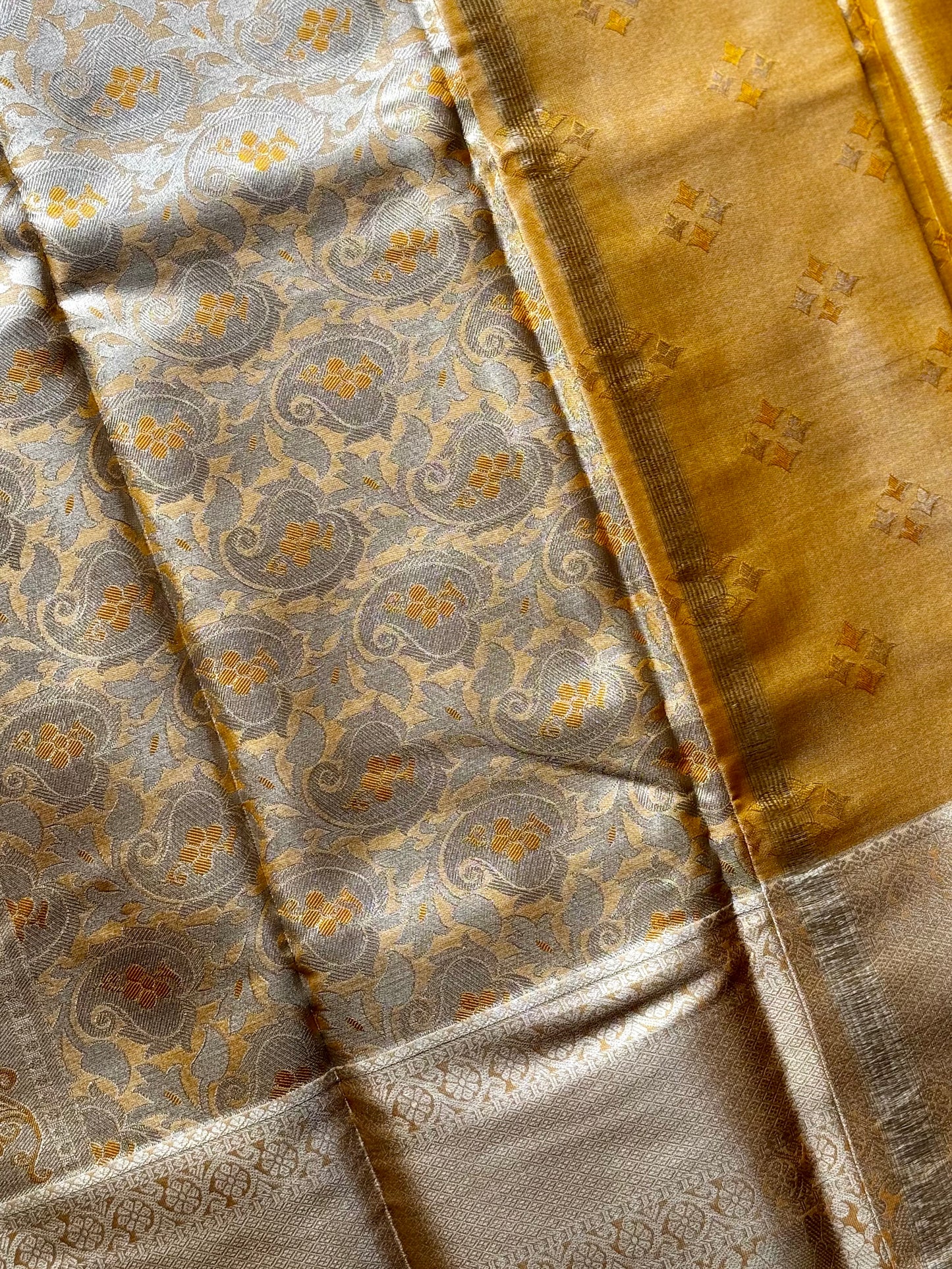 Swarnachandra - Silver & Gold Kanchipuram Silk Saree with Paisley Motifs